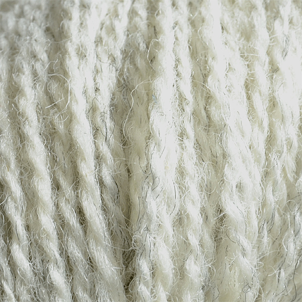 2-trådigt Svensk-ullgarn